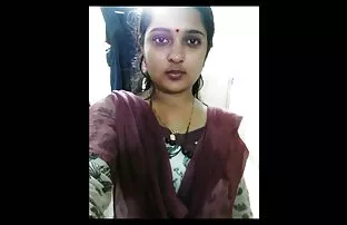 XXX Redhead bokep ibu2 gemuk untuk si Cantik, Celana Hitam saja.