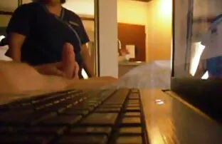 XXX Gambar telanjang pantai di depan kamera bokep ibu gemuk pelacakan.