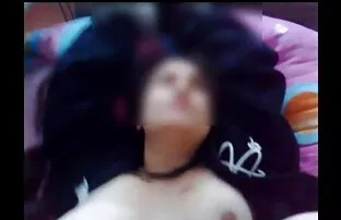 XXX Push Celana dalam merah, kemudian menangkap guru muda dengan vagina video sex janda gemuk